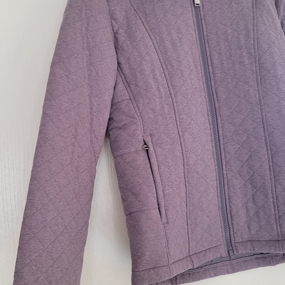 NWT, The North Face SzM lavendar quilted coat/jacket - Picture 3 of 7